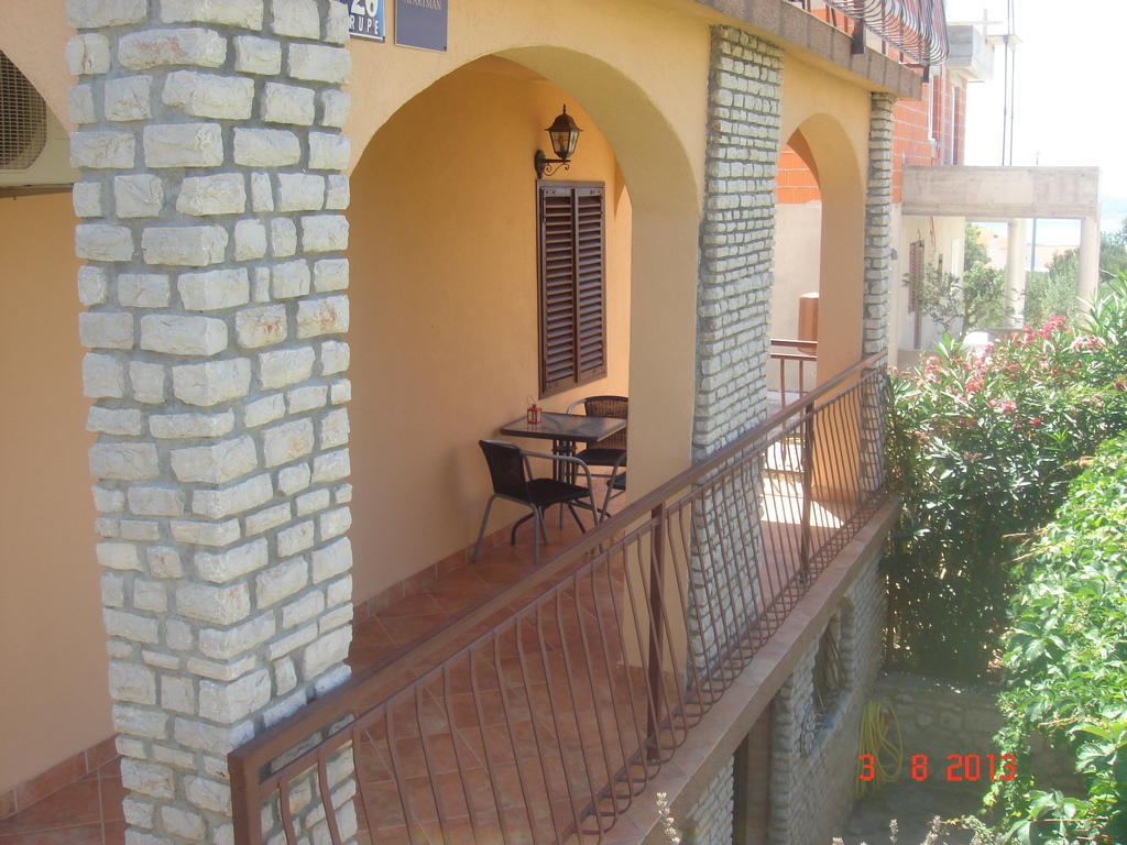 Apartments Renata Primošten Habitación foto